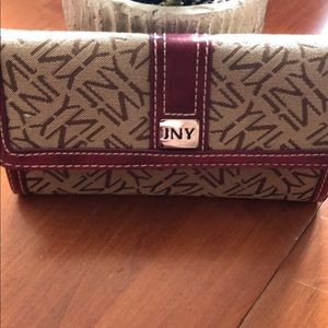 Jones NY wallet. NWOT